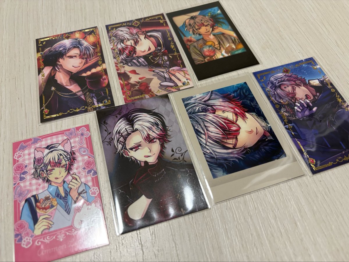 Reii2288's tweet photo. 悪魔執事と黒い猫 あくねこ バトコレ vol.10

📍交換/譲渡

譲→画像のロノ、ナック 箔押し

求→同異種アモン
＞買取 ※条件有り

R↔N複数 での交換◎
詳細は全て画像2枚目にて記載しております。

検索からもお気軽にお声かけください🙇🏻‍♀️ https://t.co/ubvelUT7SK