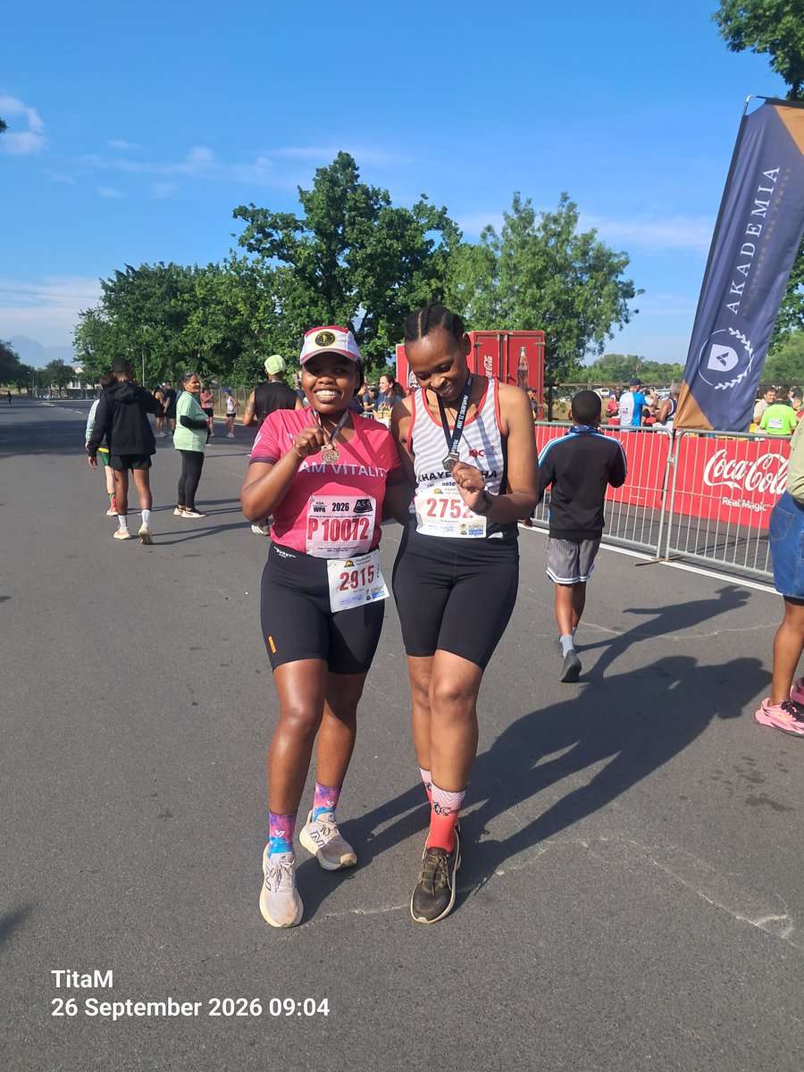 TitaMcunukelwa's tweet photo. half marathon back to back 🏃‍♀️

bumped into @SizweV_Mtungwa 🙂

#PaarlbergHalfMarathon
#VoetOfTheWineRouteHalfMarathon
#HalfMarathonWeekend
#IPaintedMyRun
#FetchYourBody2026 https://t.co/aCcDmy32Hm