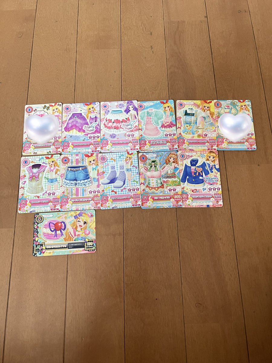 kpq7s's tweet photo. 求→PayPay>>メルペイ

コーデが揃っているものはバラ売り🙅‍♀️
その他3枚〜◯

素人管理のためスレや傷等あります。

#アイカツカード買取 
#アイカツカード交換 https://t.co/HkfzCERzJa