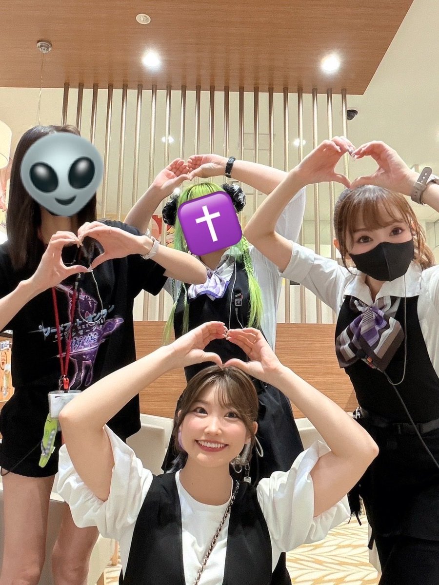 GAL_cleaning337's tweet photo. 逢坂なつみさん【@ainatsu1172 】
ご来店ありがとうございました🌟

みんなでハートつくったよ( *´﹀`* )🫶💘 https://t.co/hYlraXZmJN