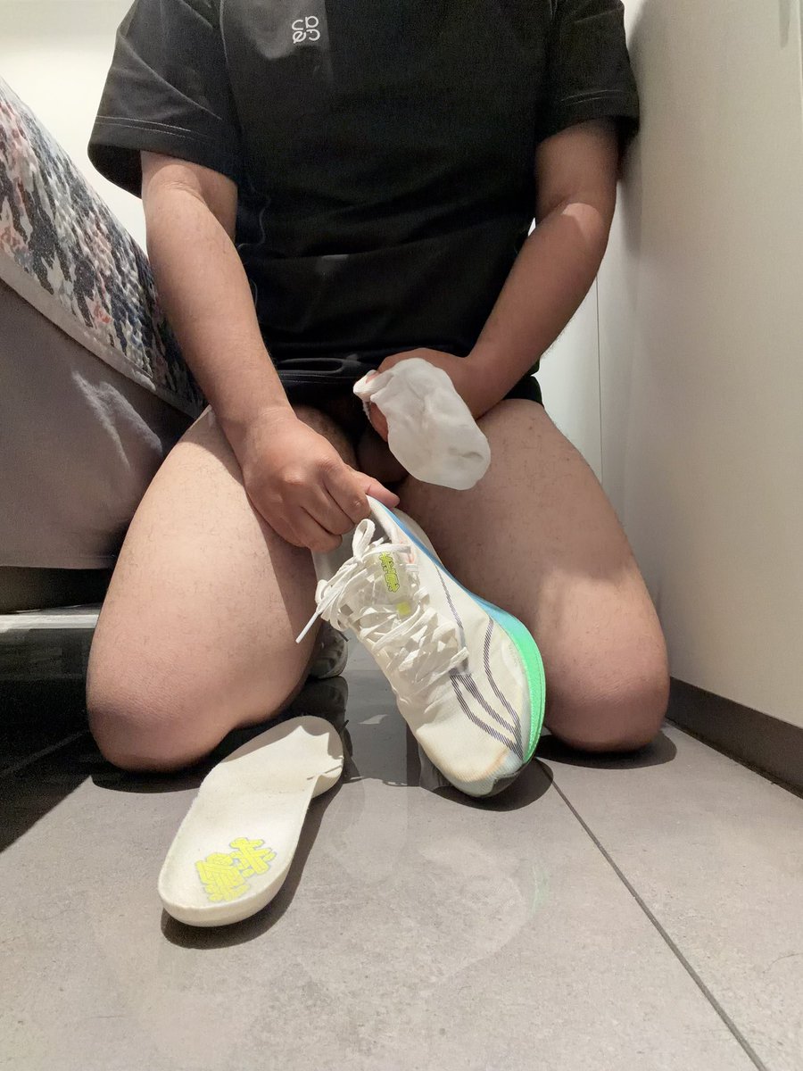 zh4601's tweet photo. 骚赤兔就是用来操的 https://t.co/AB5ZofDfk7
