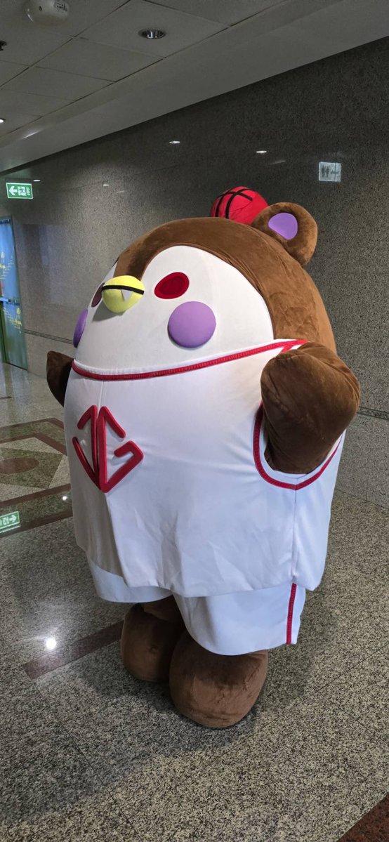 guinzly__gmmtv's tweet photo. Guinzly is here to warm everyone‘s hearts today!🧸☔️

#GEMMHOUSE #GUINZLY https://t.co/ViRuGVmHB0