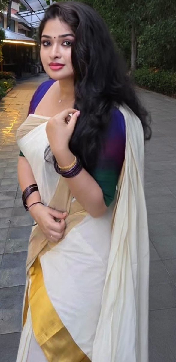 Chennaipatrika's tweet photo. #NikhithaRajesh #Nikhitha #BollywoodBeauty #FashionIcon #CelebrityStyle #Gorgeous #actresslifestyle #Kollywood #tollywood #bollywoodstyle #bollywoodbeauty #bollywoodqueen #sandalwood #chennaipatrika #entertaiment #BollywoodStyle #sandalwood
@Chennaipatrika https://t.co/xKDdBdZ1dp