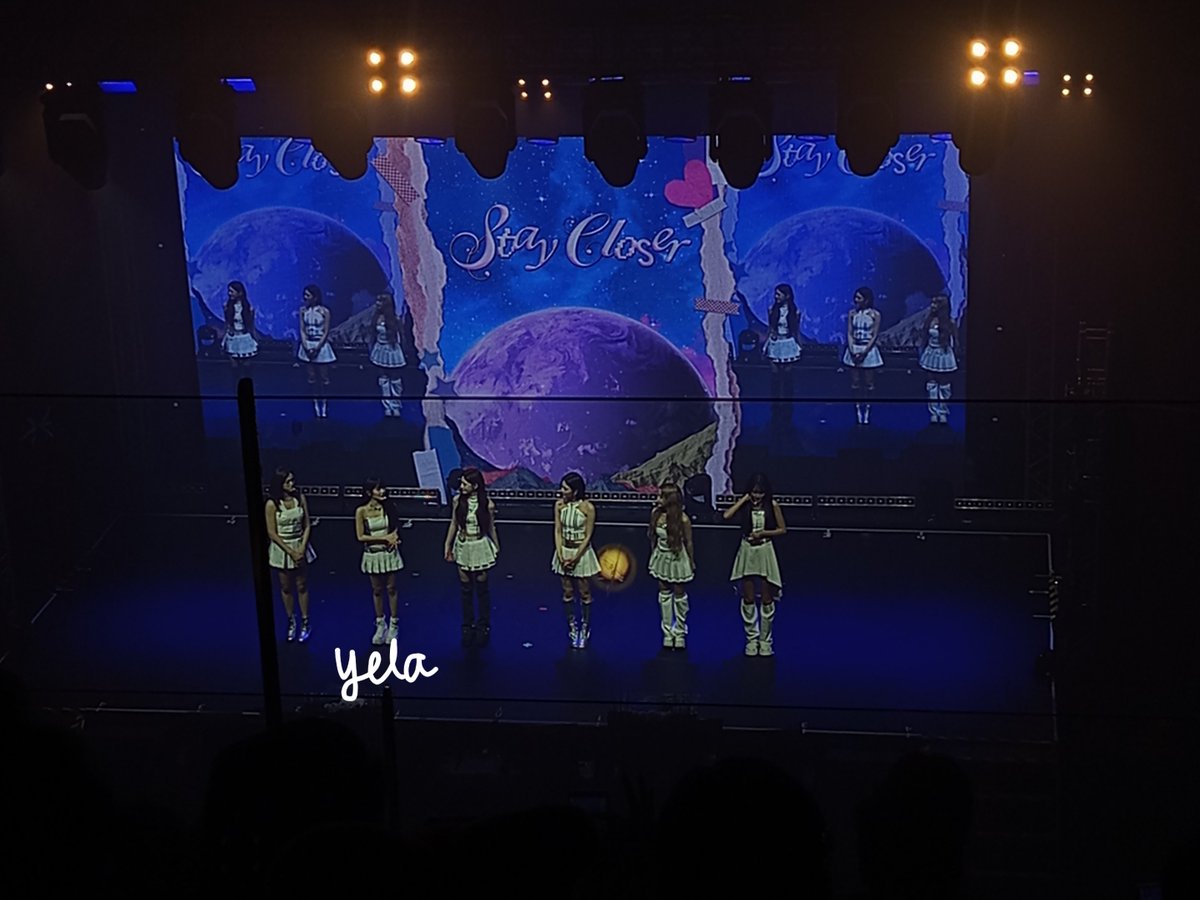 jiseokive's tweet photo. ily with all of my heart, @STAYC_talk! 🪷🦢🩰

260920 ౨ৎ ⋆｡˚ #STAYC #스테이씨 #STAY_CLOSER #2026_STAYC_FANCON_TOUR #STAY_CLOSER_MANILA https://t.co/NegZldjNgb