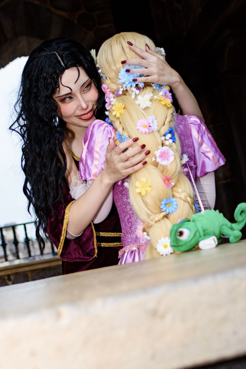 91_suke's tweet photo. コスプレ  #Dハロ仮装2025
塔の上のラプンツェル

ここににいれば守ってあげる
                                      何があろうと

📸@miyu6537cosplay https://t.co/k20wVvT4Mk