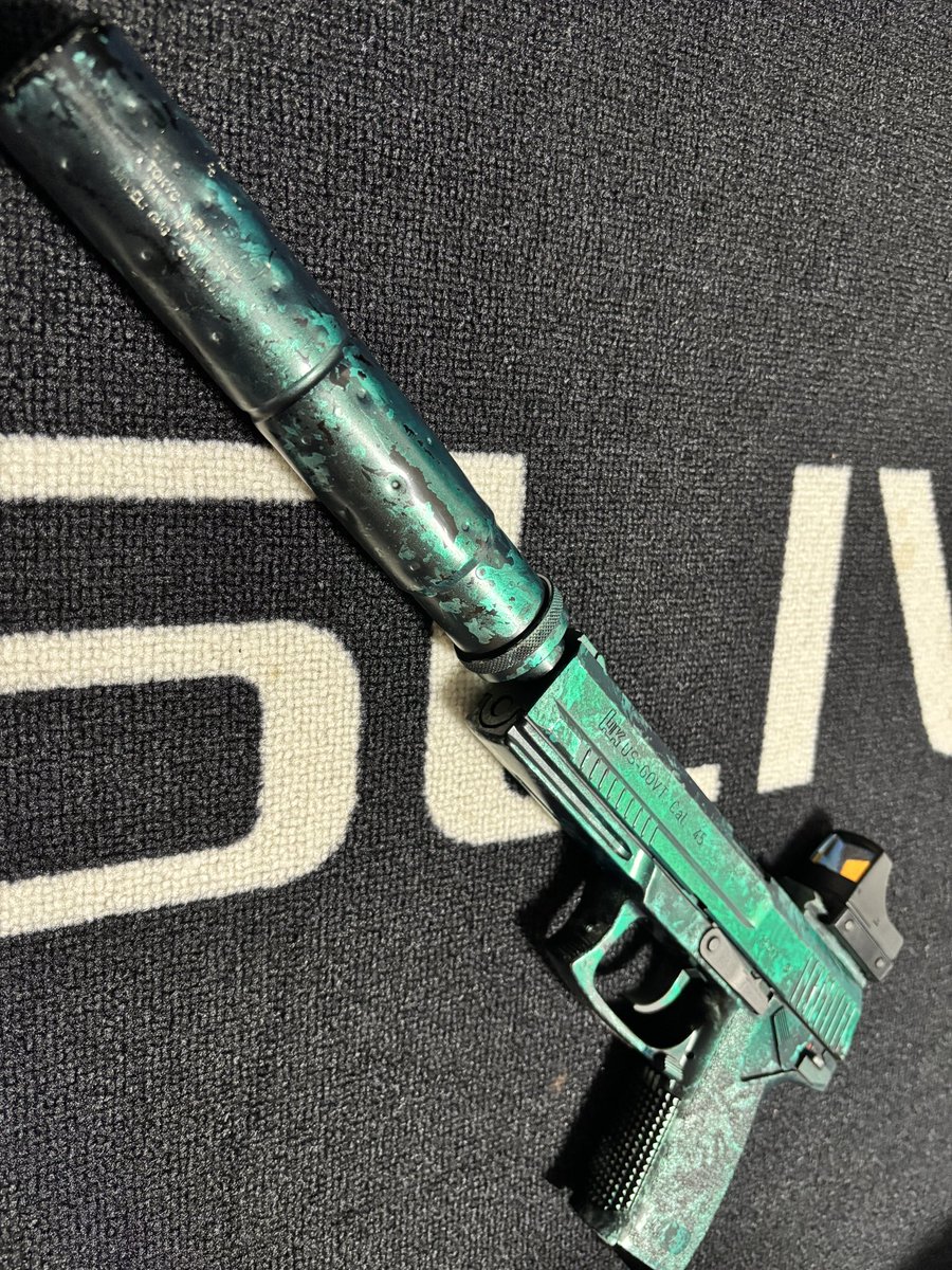 sniperAki's tweet photo. 9月中全くサバゲー行けなかったので、悔しくて色々なもののカスタム頑張りました！
10月は本当に天気が良くなりますように🙇 https://t.co/YqPL7ns7Vf
