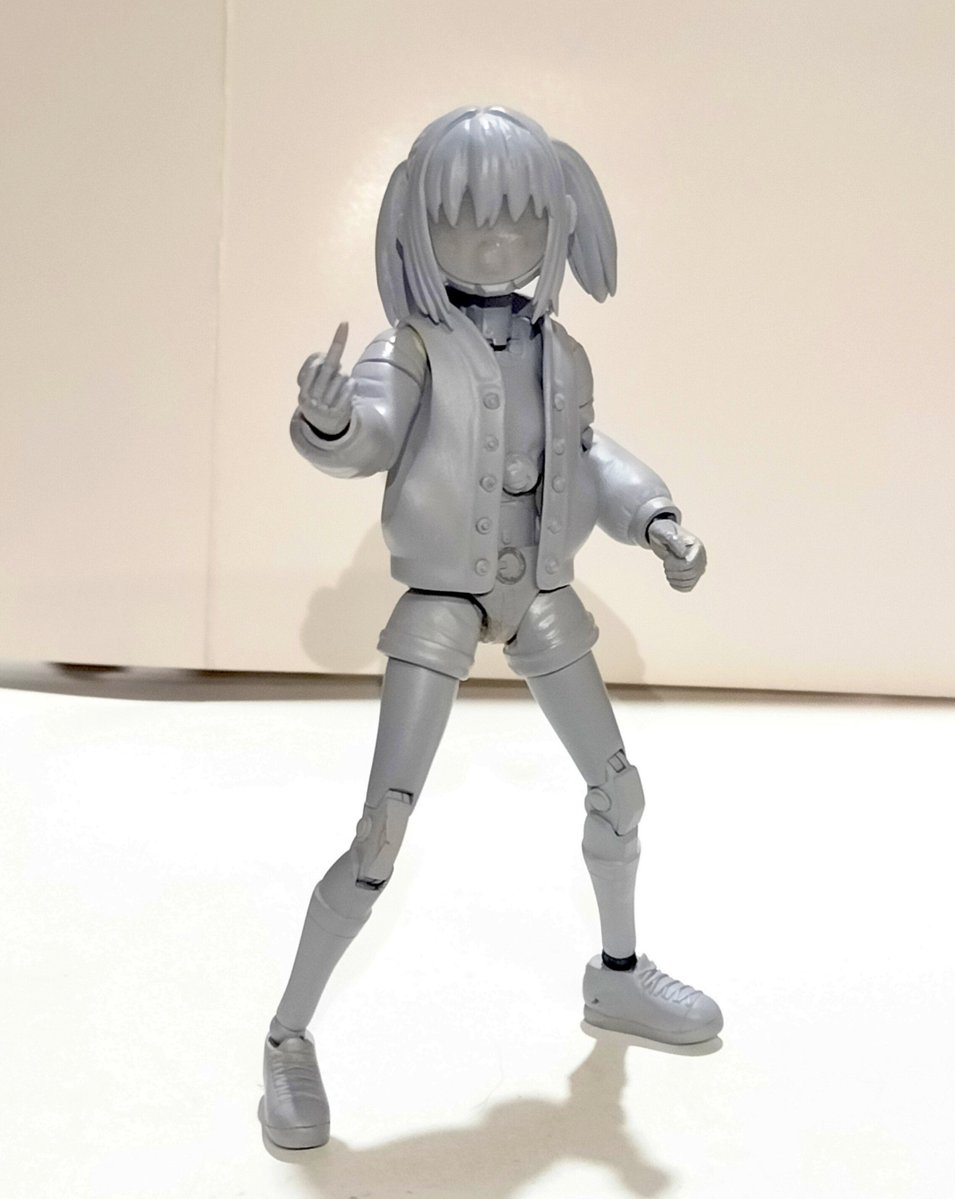 Enyoku2's tweet photo. 最近は30MSの改造もやりたいけど、マキナも完成に近づいてきたのでまずはこっちに集中したい
ミルサブが中盤くらいの頃に作ろうと決めて、自分でもよくここまで作ったなと思うとなんか感慨深い
コトブキヤからもキットが出るけど、やっぱり自分で作ったマキナも諦められないな

#ミルキーサブウェイ https://t.co/YXo9zYCaWU