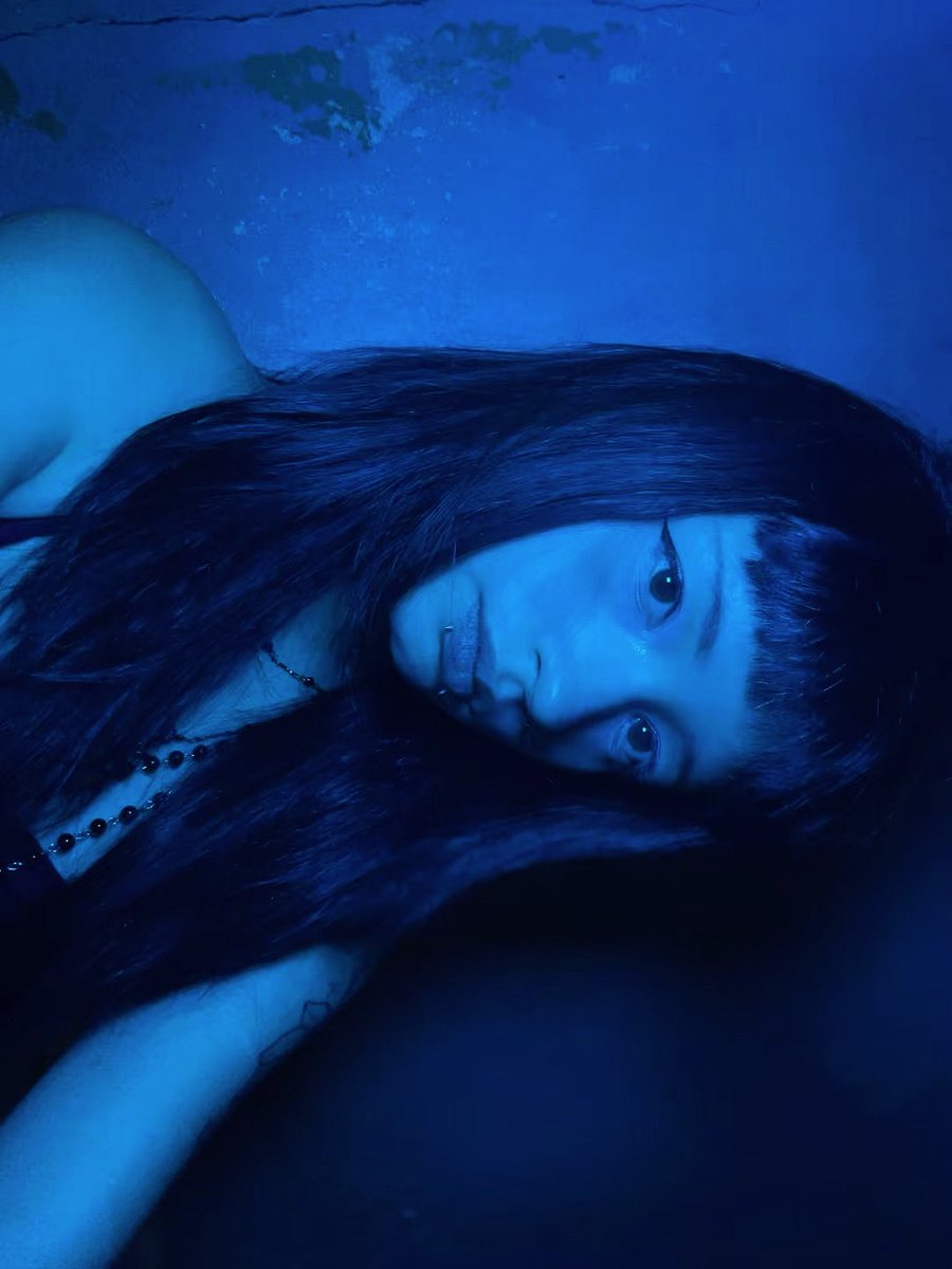 maridoisxis's tweet photo. 🚬🦋 https://t.co/qPrXrkckJH