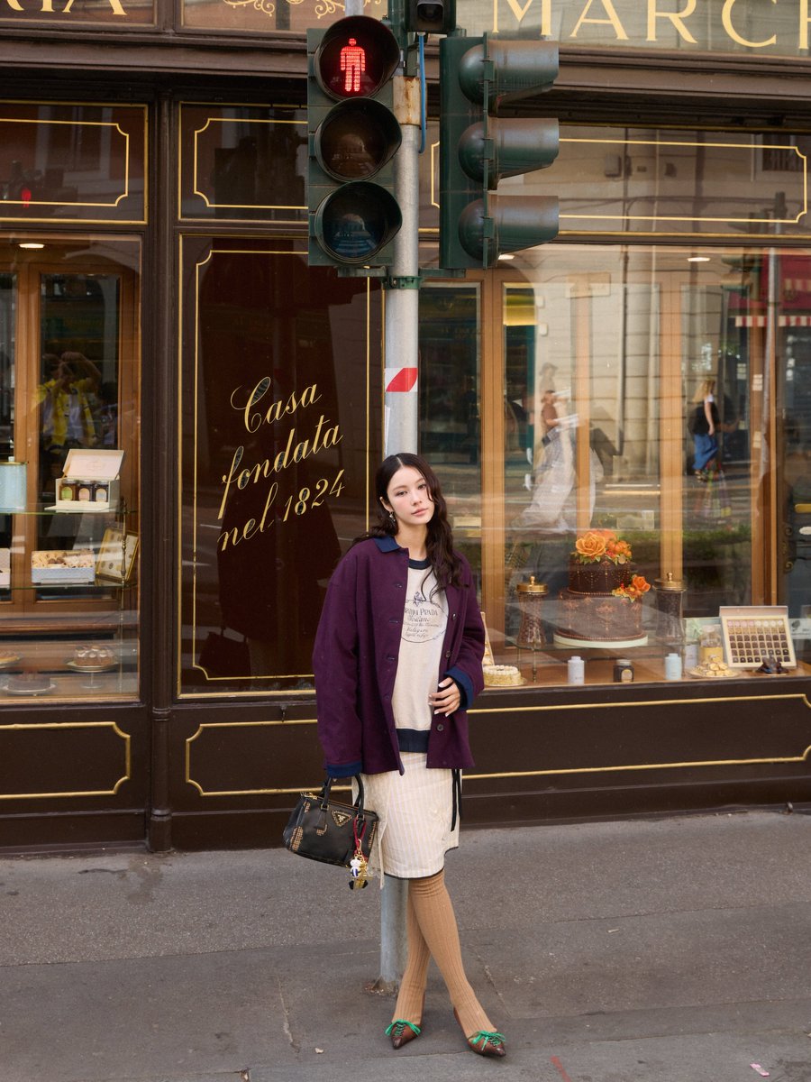mmffhun's tweet photo. That right my type 🫠🤍🩵✨

#PradaSS27xNamtan
#PradaSS27 #Prada @Prada 
#NamtanTipnaree @NamtanTipnaree https://t.co/nZuLfICjaz