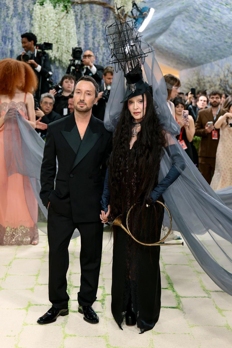 madonnaphbb's tweet photo. The Temptation of St. Anthony @anthonyvacc @YSL https://t.co/WUXnHnXVYp