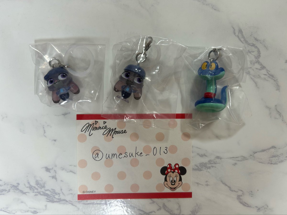 umesuke_013's tweet photo. 【交換】
ズートピア2  めじるしアクセサリー
ガチャ めじるし ズートピア

譲：ジュディ2、ゲイリー
求：ニック（AまたはB）

郵送での交換
条件合う方いらっしゃいましたら、お気軽にお声掛けください。
よろしくお願いいたします。 https://t.co/Umc90EVzUz