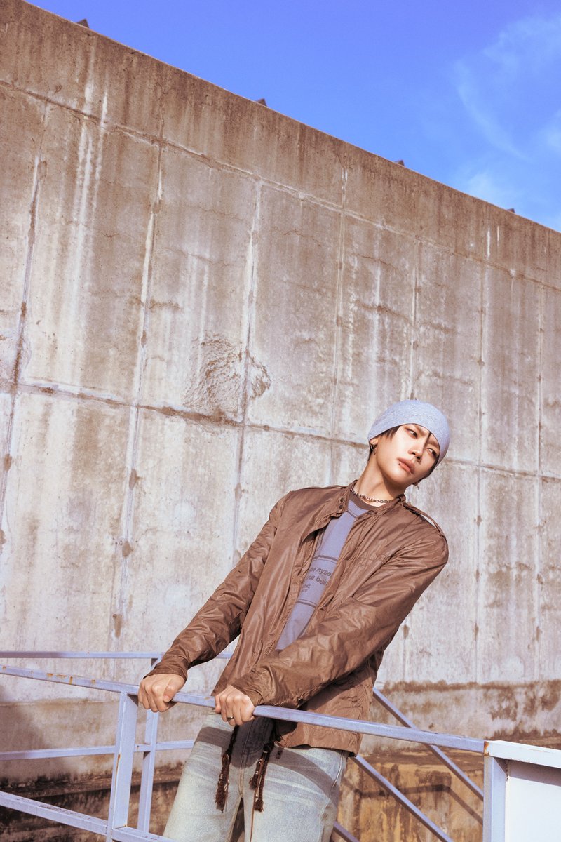 MODYSSEYWORLD's tweet photo. MODYSSEY The 1st EP
𝟸.𝙼𝚞𝚕𝚝𝚒𝚝𝚞𝚍𝚎: 𝙷𝚘𝚠 𝚆𝚎 𝙱𝚕𝚘𝚘𝚖

Concept Photo 1 : 𝙾𝙵𝙵 𝙲𝙾𝚄𝚁𝚂𝙴
#LYNNLYNN #린린

➤ 2026.10.12 6PM (KST)

#MODYSSEY #모디세이
#Multitude #HowWeBloom https://t.co/EjyDGFAFss
