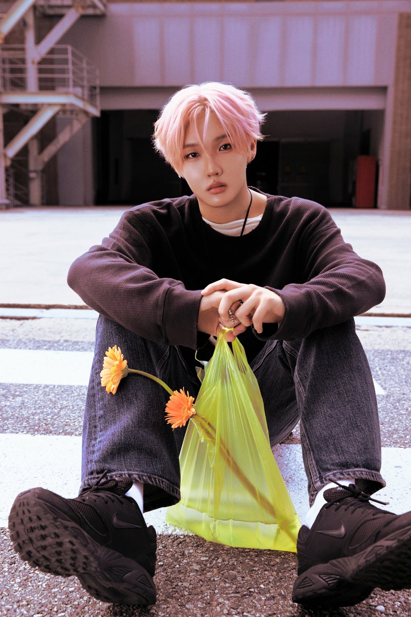 MODYSSEYWORLD's tweet photo. MODYSSEY The 1st EP
𝟸.𝙼𝚞𝚕𝚝𝚒𝚝𝚞𝚍𝚎: 𝙷𝚘𝚠 𝚆𝚎 𝙱𝚕𝚘𝚘𝚖

Concept Photo 1 : 𝙾𝙵𝙵 𝙲𝙾𝚄𝚁𝚂𝙴
#SUREN #수런

➤ 2026.10.12 6PM (KST)

#MODYSSEY #모디세이
#Multitude #HowWeBloom https://t.co/mwTVB7hHzB