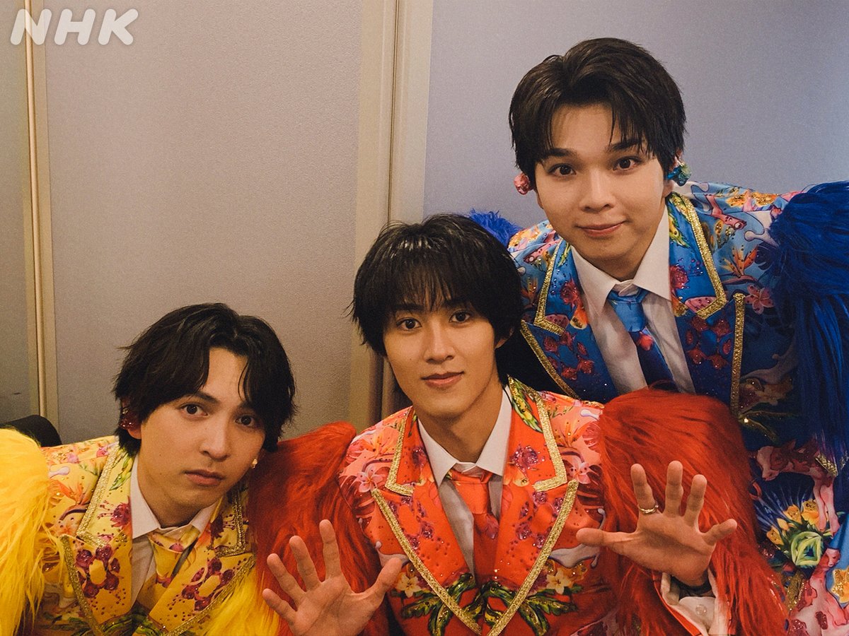 nhk_venue101's tweet photo. 🤳#Venue101EXTRA  見逃し配信中✨

本番前の 
🎲#Da_iCE 🎲と🍼#MILK 🍼の様子はこちら📸

番組公式インスタには他にも写真が❣️
プロフィールのリンクからチェック👀

見逃し配信はこちらから👇
🔗https://t.co/epeicL4KrD https://t.co/hUOyfertVl