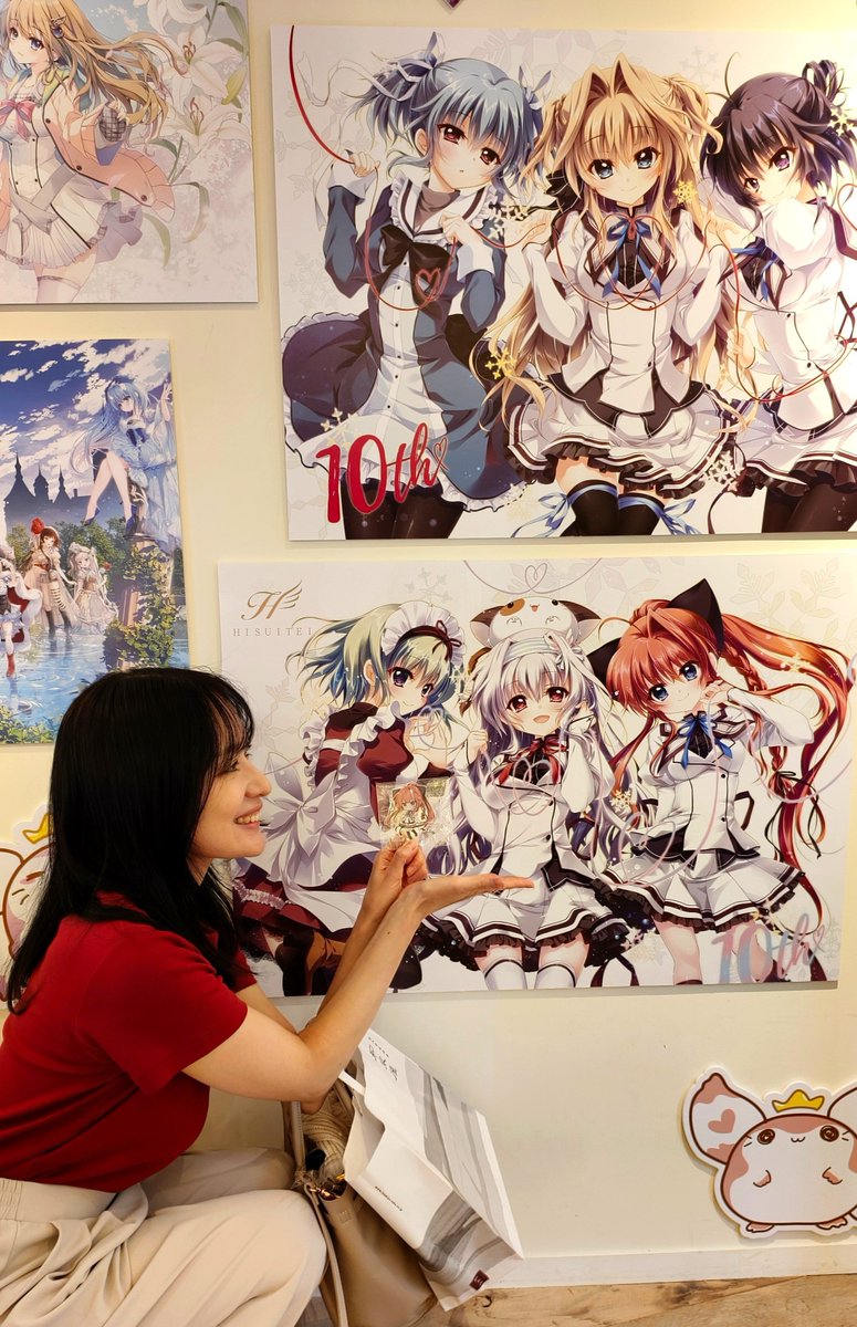 dama__'s tweet photo. つばす先生のちいさいもの展！行ってきたよ〜〜どこを見てもキラキラ可愛く…！たっくさんの可愛い子たちの中で色あせない紗凪の輝き浴びてきました🫶
つばす先生にも久しぶりに会えてほくほく☺️ https://t.co/bzlLxblmnR