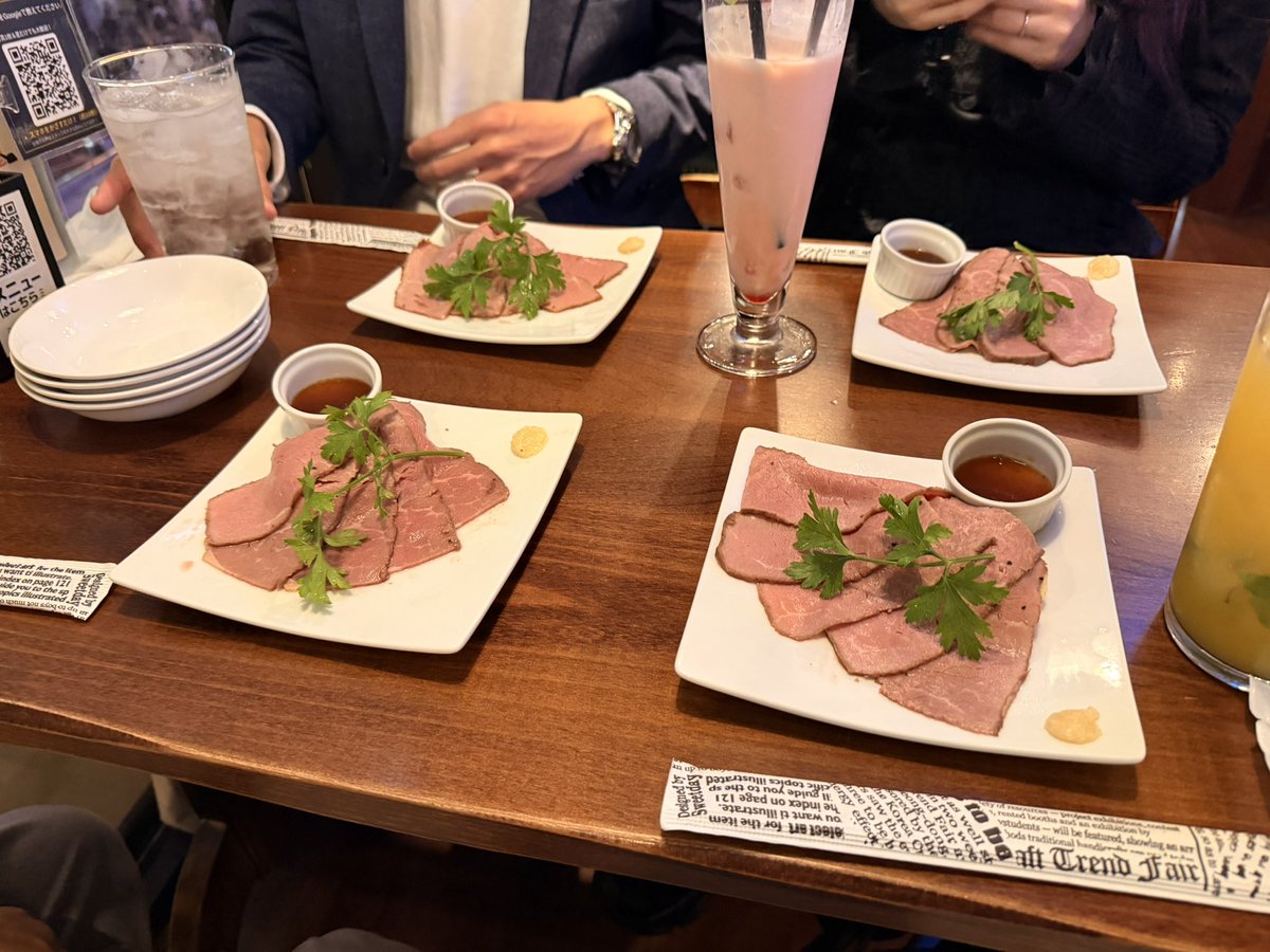 yakuhaVRchat's tweet photo. 一昨日と昨日と今日食べた物✨️美味かったな〜(明日から普通のご飯に���わります) https://t.co/2CEfmke07V