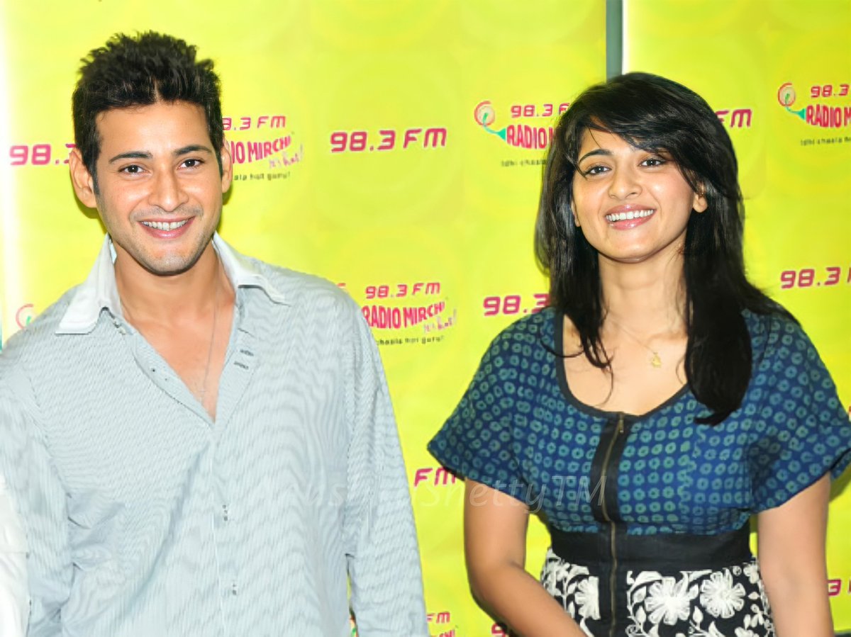 CineLoversTFI's tweet photo. '#Khaleja, 2010' Songs launch in FM 

#MaheshBabu I #Anushka https://t.co/M3wHVBwkHT