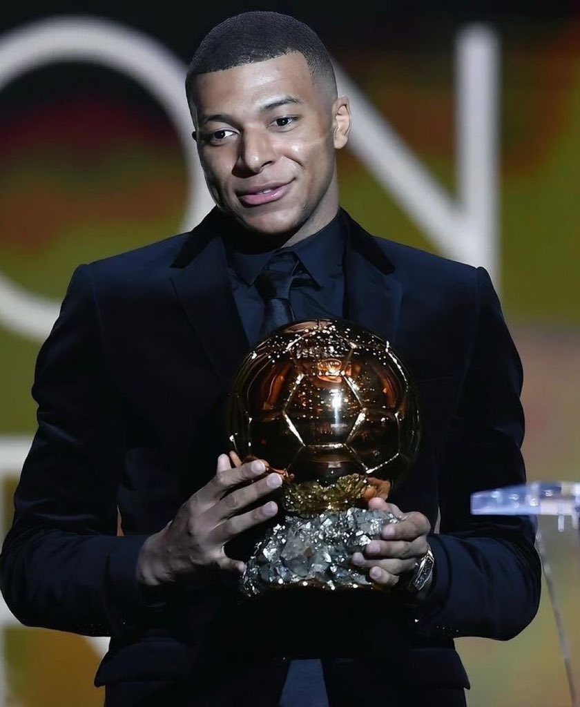 Memphistidian's tweet photo. @ballondor @scotissh https://t.co/KtLJDmcffi