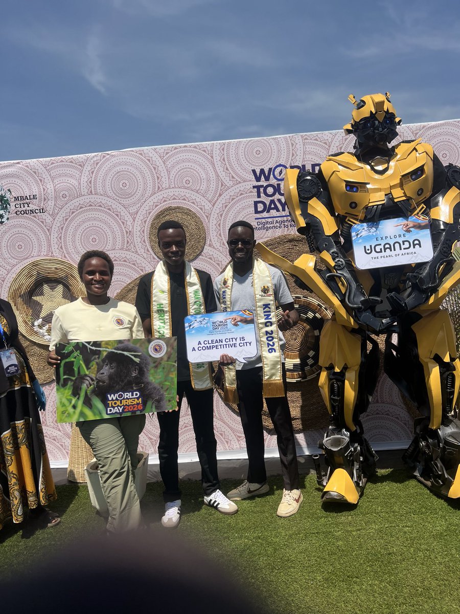 ibaarah2's tweet photo. Celebrating World Tourism Day in Mbale
#EmbracingthedigitalAgendaAndArtificialIntelliegnceToRedesignTourism
#WTD2026
#ExploreThePearlOfAfrica
 #ManOfInternationalTourismUganda2026 https://t.co/lyL65rre3D