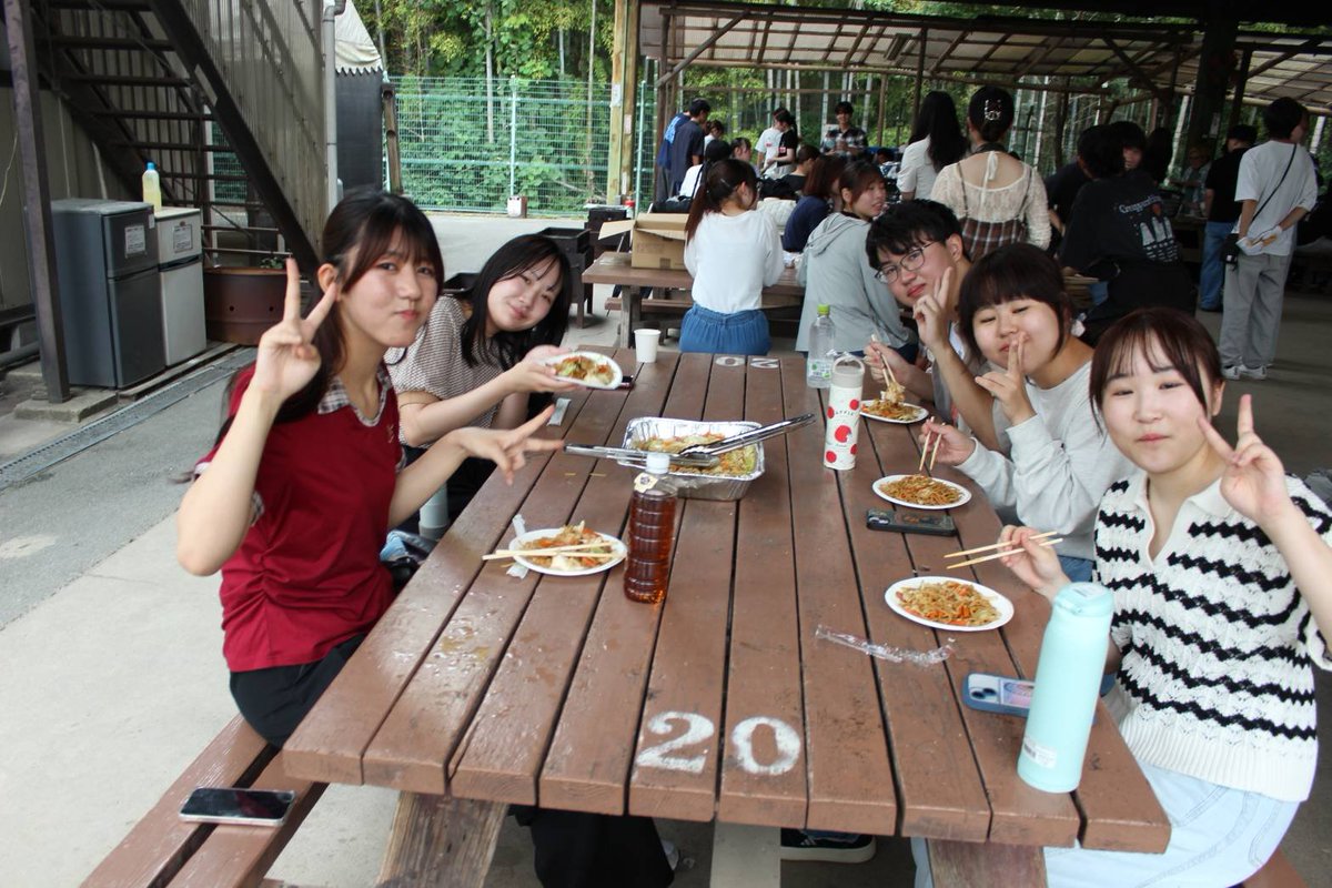 kyosuiphoto's tweet photo. ⁡★絶賛部員募集中です！
京吹写真部は現在、3回生4人！？で活動しています📸
写真に興味がある・もっと吹奏楽と関わりたいetc…といった想いを持っている方！ぜひ入部しませんか？
スマホさえ持っていれば誰でも入部できます！！
X(旧Twitter)、Instagramで「入部したいです！」というDMを待ってます https://t.co/46t3qi0yNO