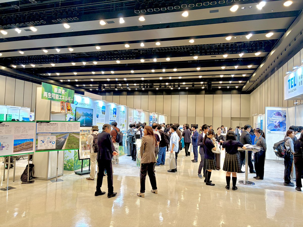 ASE_lab_'s tweet photo. 🚀#Newtonフェス に参加しました!
ASE-Lab.として、模擬人工衛星CanSatの開発内容をポスターで発表しました🛰️
会場は科学好きな方々が集まる、熱気あふれる空間で、たくさんの方に興味を持っていただけました✨
これからも宇宙開発の面白さを、もっと多くの人に届けていきます🌌
#CanSat #ASELab https://t.co/LNAKhhrinA