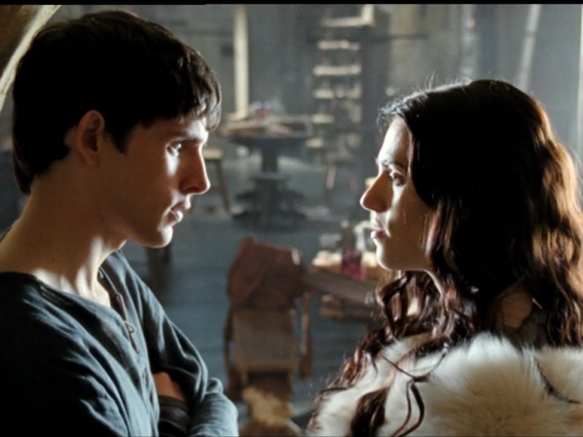 queererthings's tweet photo. imagine you’re the prince of camelot and you’re trying to eye fuck your gorgeous new servant but so is literally everybody else in the kingdom……. i would act an ass too https://t.co/5r5sixQBt8