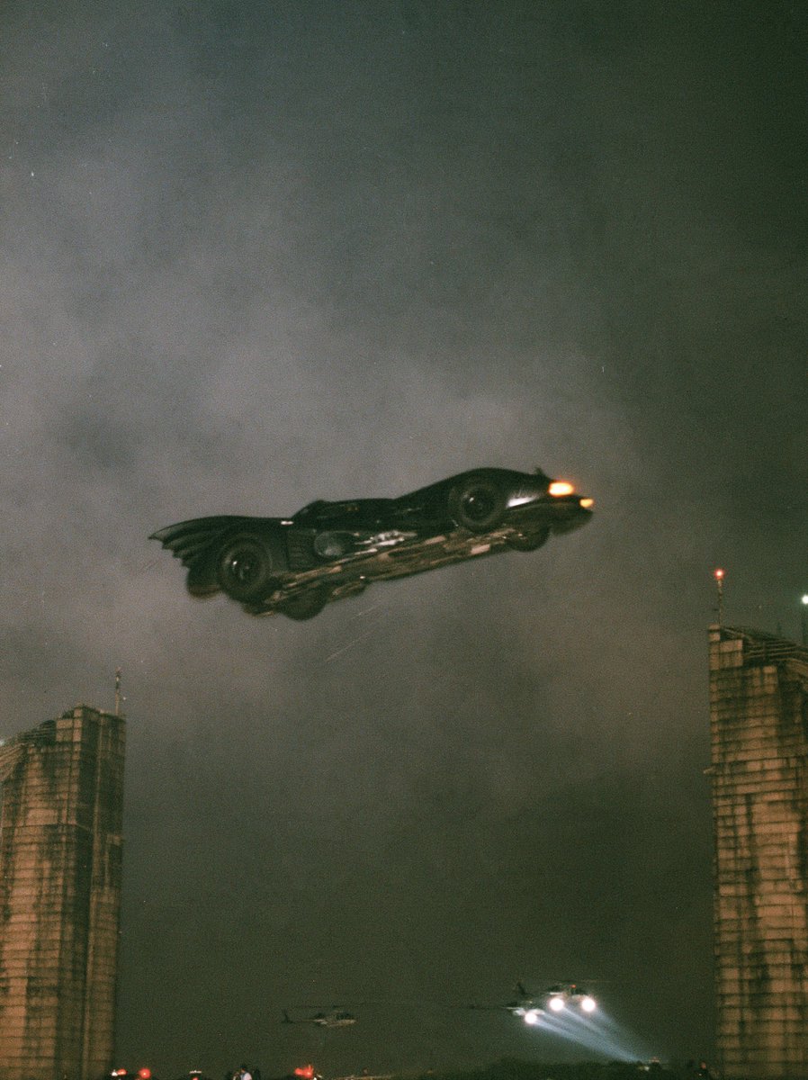 alban_gz's tweet photo. New serie

The Batman https://t.co/tnfMR0RRl9