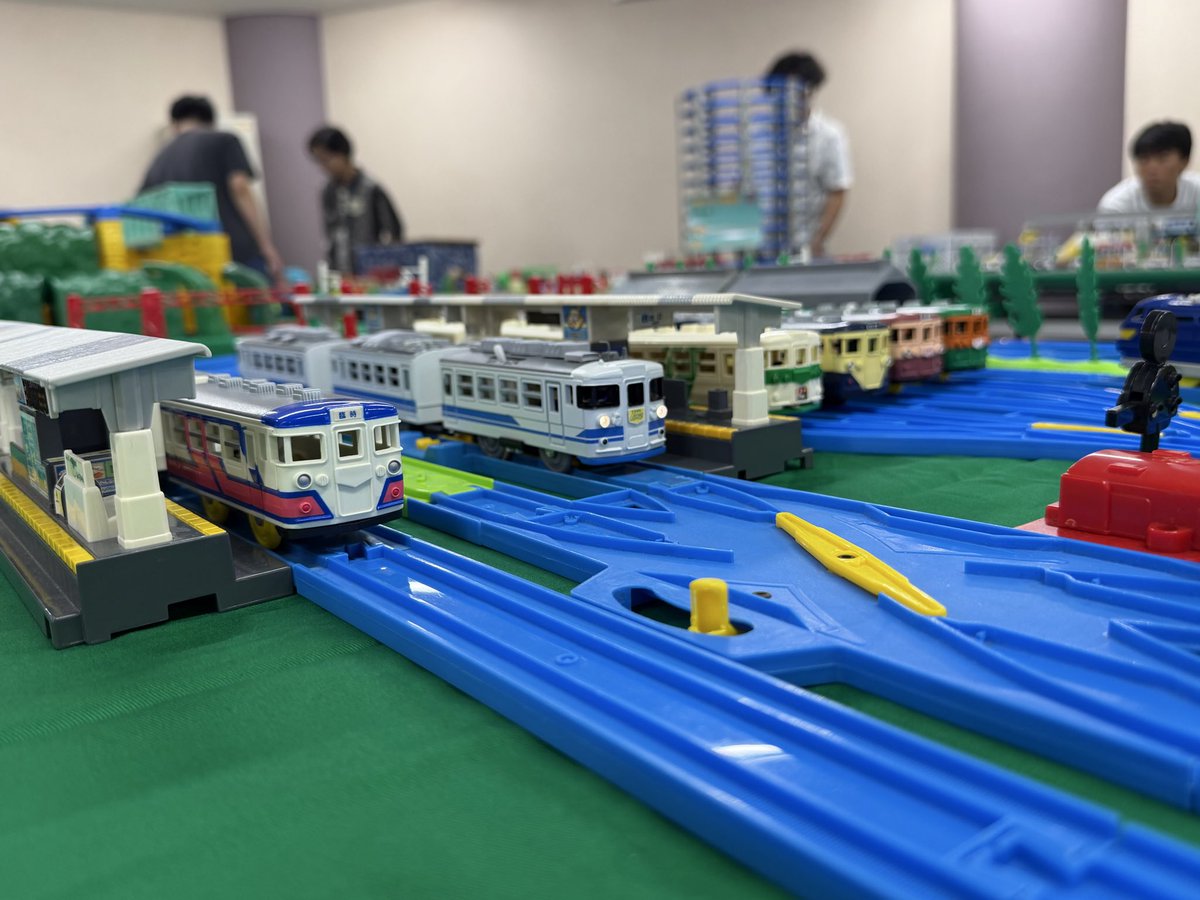 Ika_model's tweet photo. #ぷら高尾
本日はぷら高尾へ行ってきました。
1畳の中にそれぞれの出展者様の個性がとても良く出ていて大変面白い会でした。
会場でお話しした方々ありがとうございました‼︎ https://t.co/CMDLWhRs6l