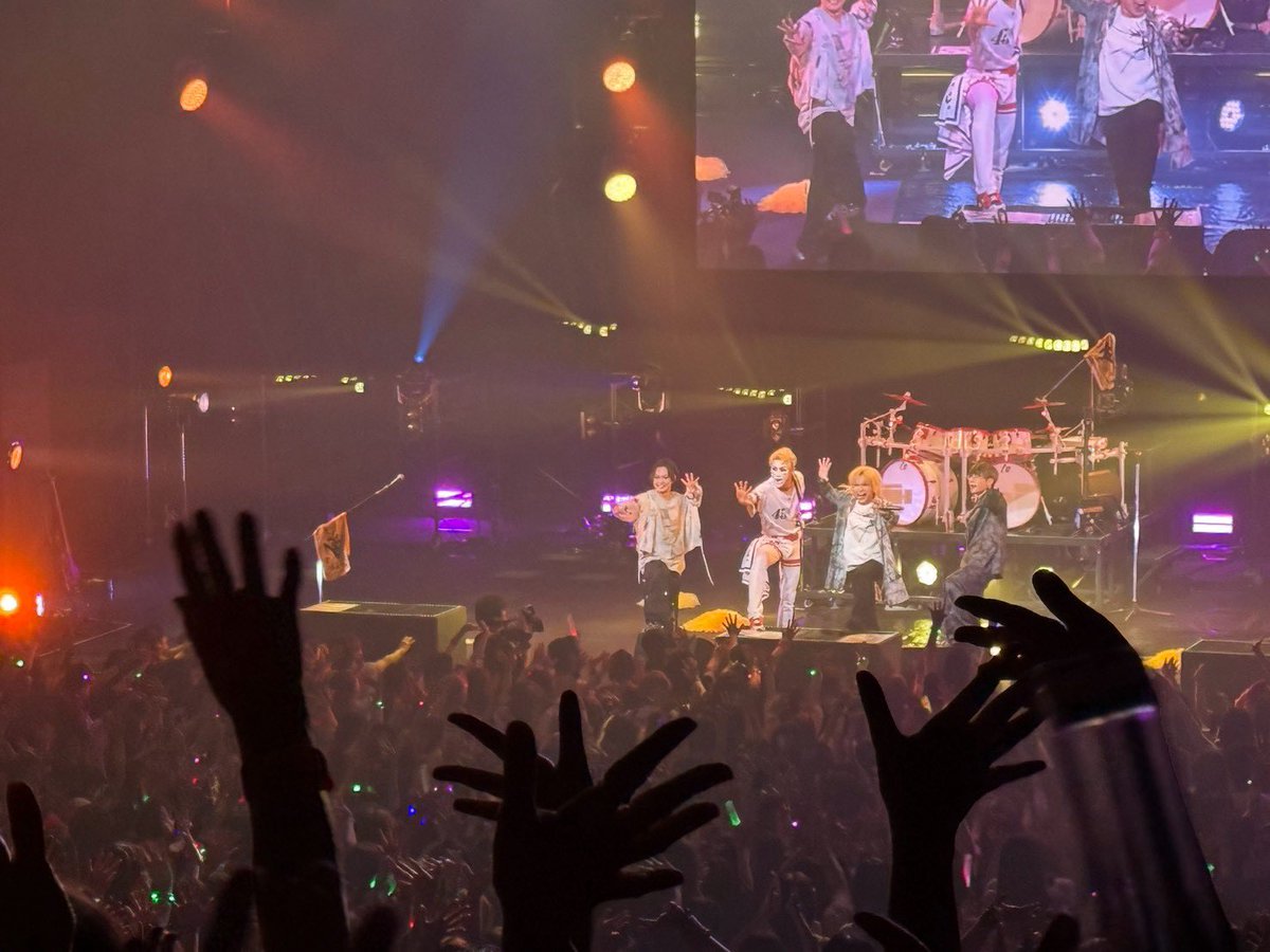 junjunmjgirly's tweet photo. 少し遅くなってしまいましたが先日の福岡公演にて皆様ファンクラブツアー無事に完走しました！応援してくださった皆様、ありがとうございました！楽しかった😭

ということで久々に配信しようと思います！いやー最近忙しかった！少しだけだけど是非是非いらしてくださいね💜

https://t.co/L3paL2U05Y https://t.co/OWco2lJRaE