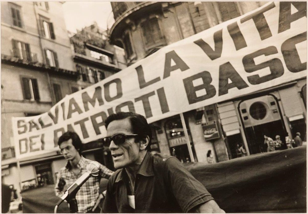 jonathanmartinz's tweet photo. Pier Paolo Pasolini, 51 años después de los últimos fusilamientos del franquismo. Hoy escribo para @naiz_info.  https://t.co/bdCtNXErcm https://t.co/adLtNuVTth