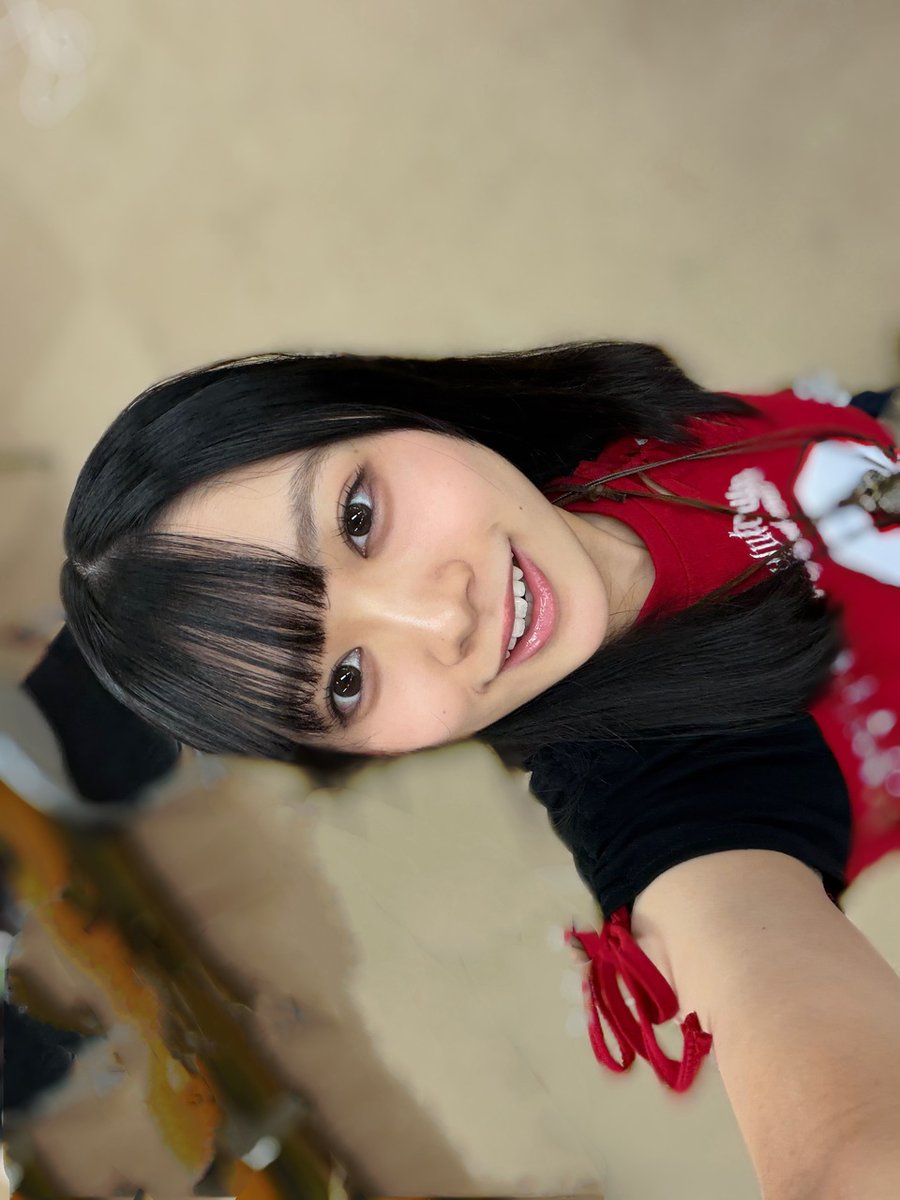 nogizaka46's tweet photo. 【ブログ更新 小津玲奈】 じっとしていられない！ https://t.co/WpXVOT1JsI https://t.co/ptRq5LFYSs