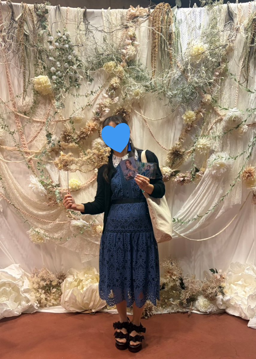 suisui514's tweet photo. Romeo and Juliet OC
観劇してきました！デッカくてハスキーな美少女ジュリエット、とても良かったです。男女のキャストが逆転しててもすごくかっこよくて違和感を感じさせないすごさ…
今日は舞台が趣味ではない友達が一緒に来てくれて嬉しかった🥰(わりと一人観劇なので)
#ロミジュリOC https://t.co/on68PWgwKk