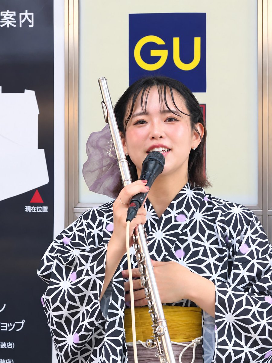 inkohan5's tweet photo. 川崎銀座街バスカーライブ「おとなの浴衣祭り2026」で、松岡里果さんの歌を聴いてきました〜♪🎶👘✨

なんと17年連続出演👏✨ 本当にすごいです😊
ノートパソコンにちょっぴり苦戦しながらも（笑）、素敵なステージをありがとうございました💕
とっても楽しかったです〜！🥰

#川崎銀座街バスカーライブ
#おとなの浴衣祭り2026
#松岡里果