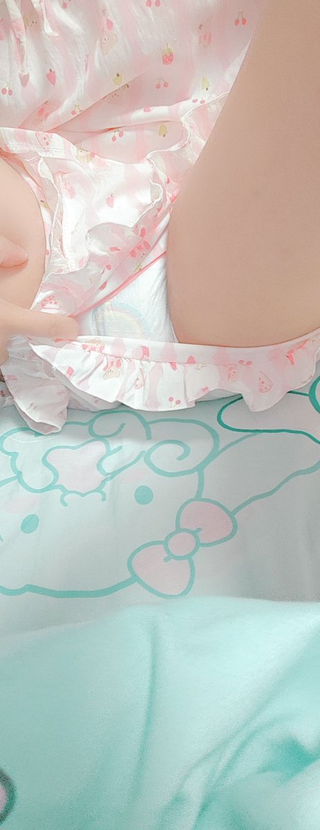 shasha56532's tweet photo. 刚穿上就���惹～😚
嘻嘻😋
#おむつ #おむつ女子 #ABDL https://t.co/ByOlLaJy8P