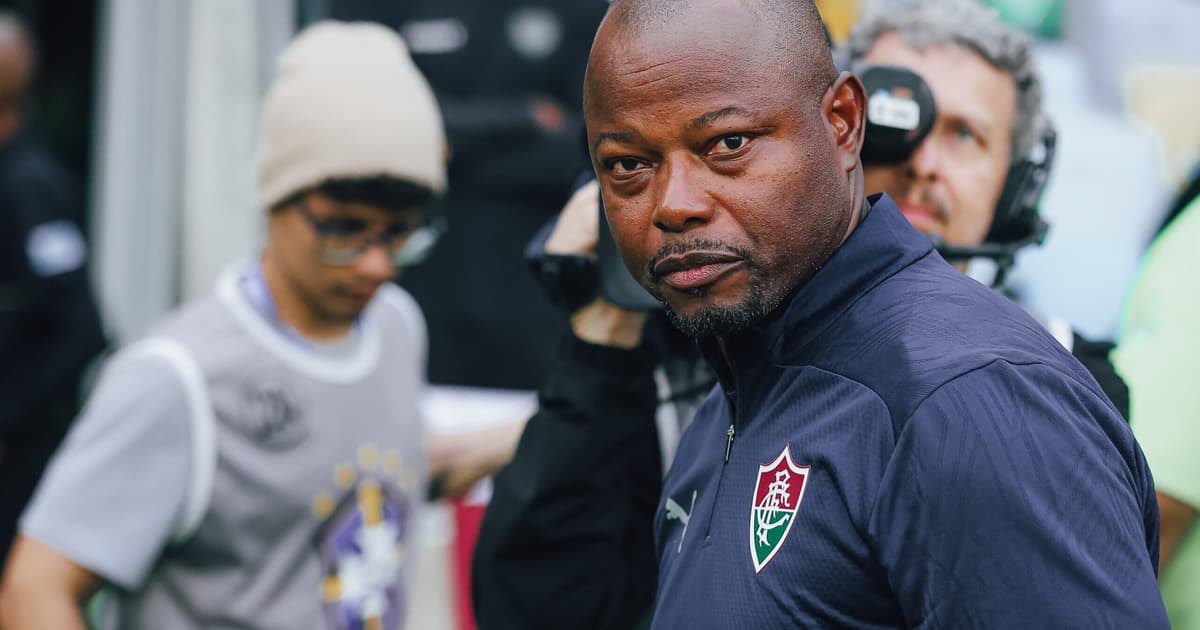 lance_flu's tweet photo. Marcão projeta reta final do Fluminense e revela ambição por títulos: 'Pensamentos muito grandes' https://t.co/05lyuCjUuu https://t.co/B826s8rmUN