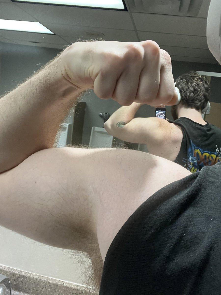 growingdrew's tweet photo. go ahead, take a whiff 😉🥵 https://t.co/DiuAErswEi