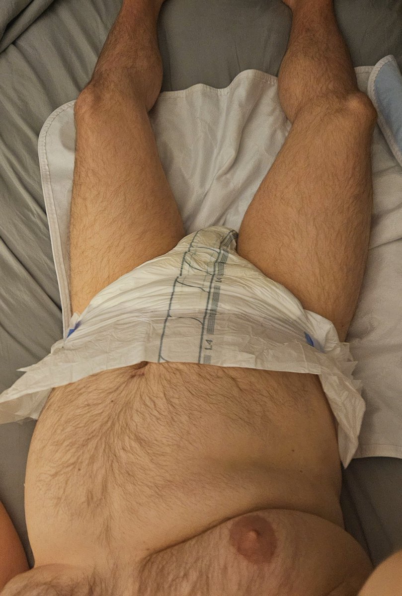 Steve6610346241's tweet photo. Bed-wetters diaper in the morning! #Abena #gayabdl #bedwetting #diaperboy #wetdiaperboy #bedwetter #diapered247 #diaperlover #incontinence https://t.co/ibzXkpbstQ