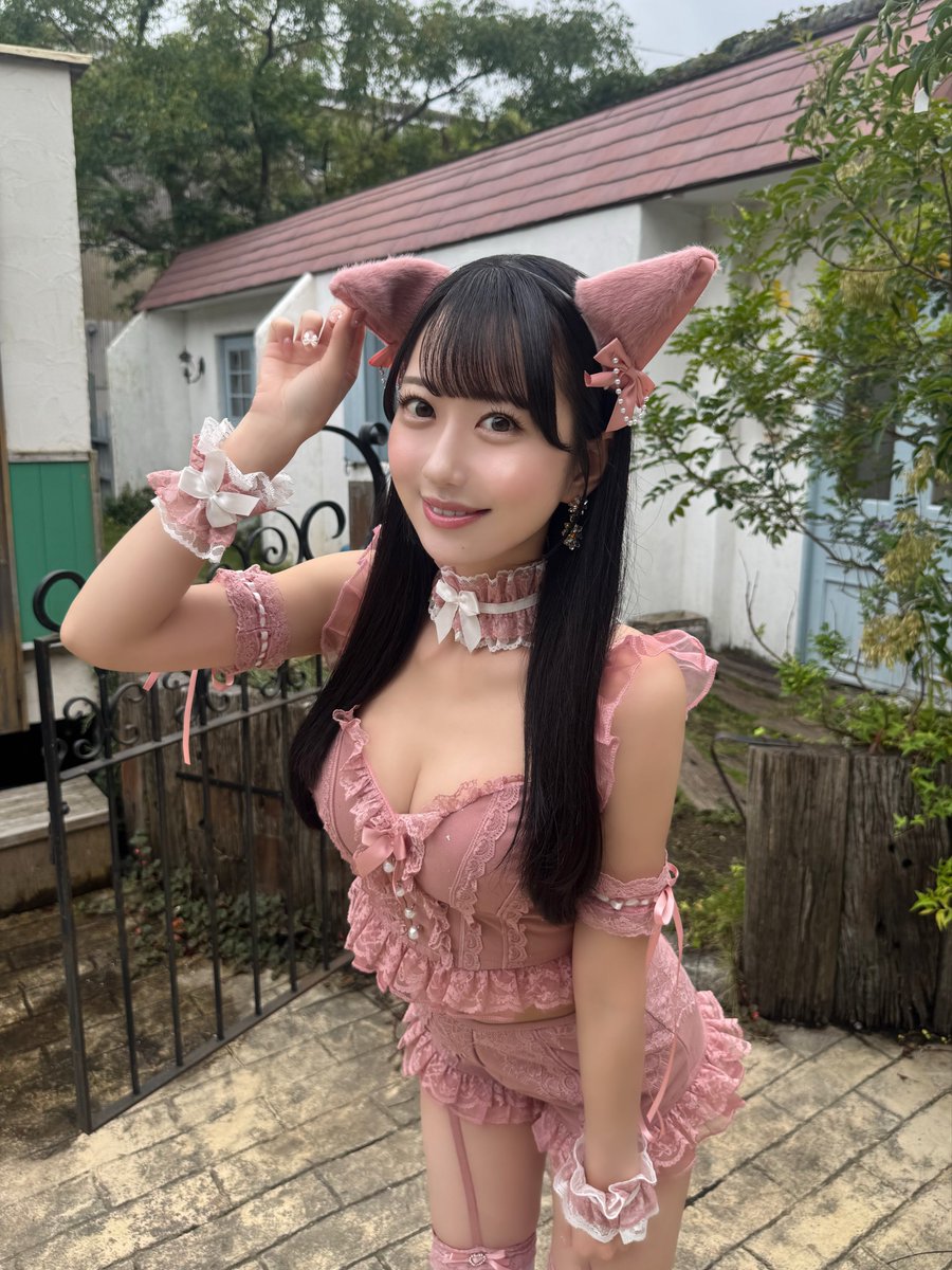 miimi_chuuu_'s tweet photo. 152センチ 29歳の会社員ですが
たまには猫コスしてもいい...？₍˄·͈༝·͈˄₎🎀 https://t.co/xNCj3kMyw3