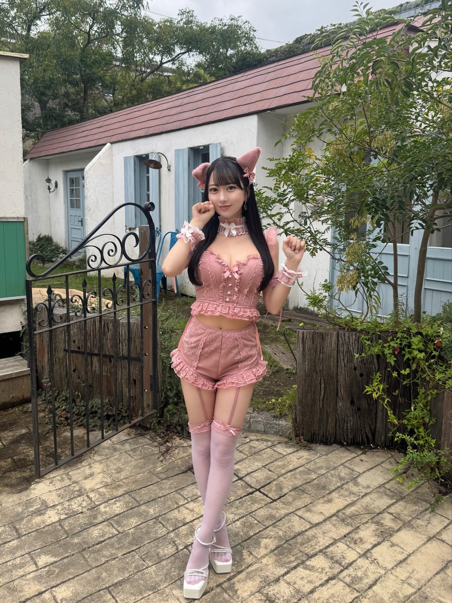 miimi_chuuu_'s tweet photo. 152センチ 29歳の会社員ですが
たまには猫コスしてもいい...？₍˄·͈༝·͈˄₎🎀 https://t.co/xNCj3kMyw3