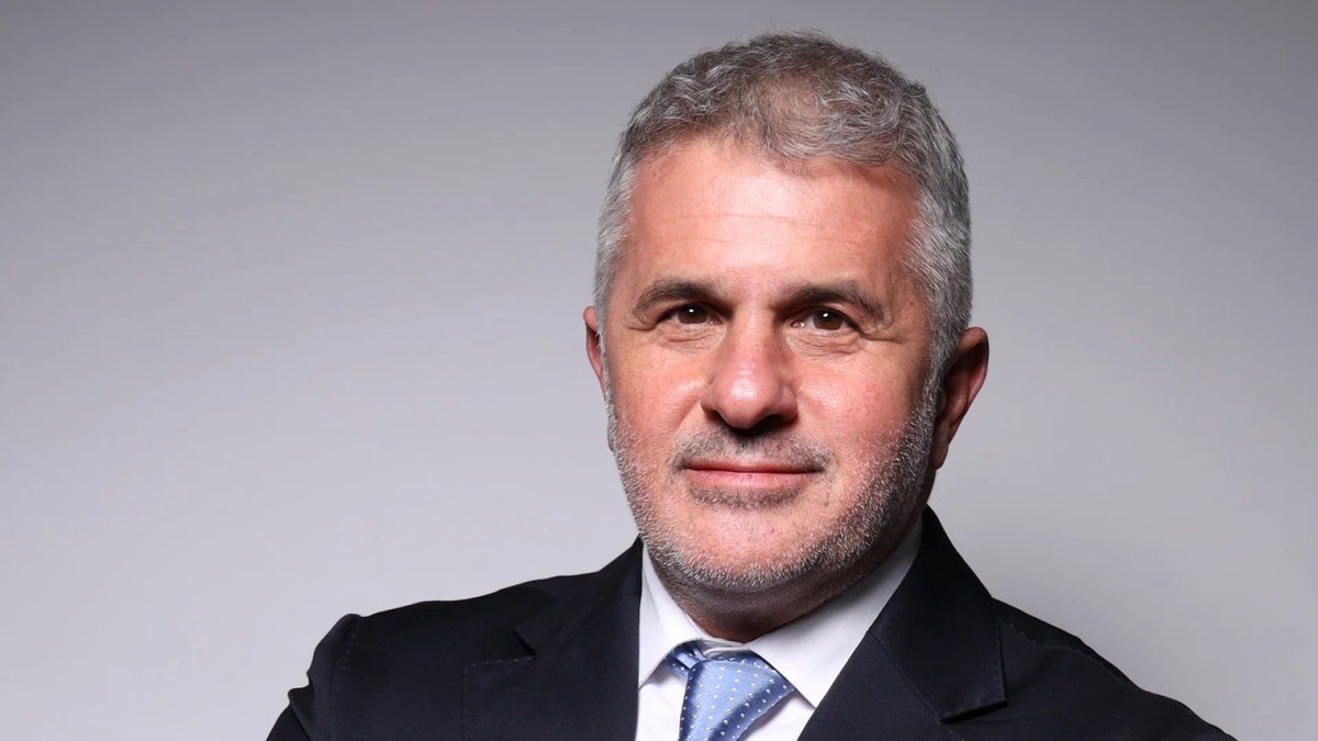 keremtunabilgin's tweet photo. SON DAKİKA | Fon soruşturması kapsamında Tera Yatırım Menkul Değerler Genel Müdürü Emir Münir Sarpyener gözaltına alındı. Sarpyener hakkında daha önce yakalama kararı çıkarılmıştı. (Nefes) https://t.co/tP9crVb2mY