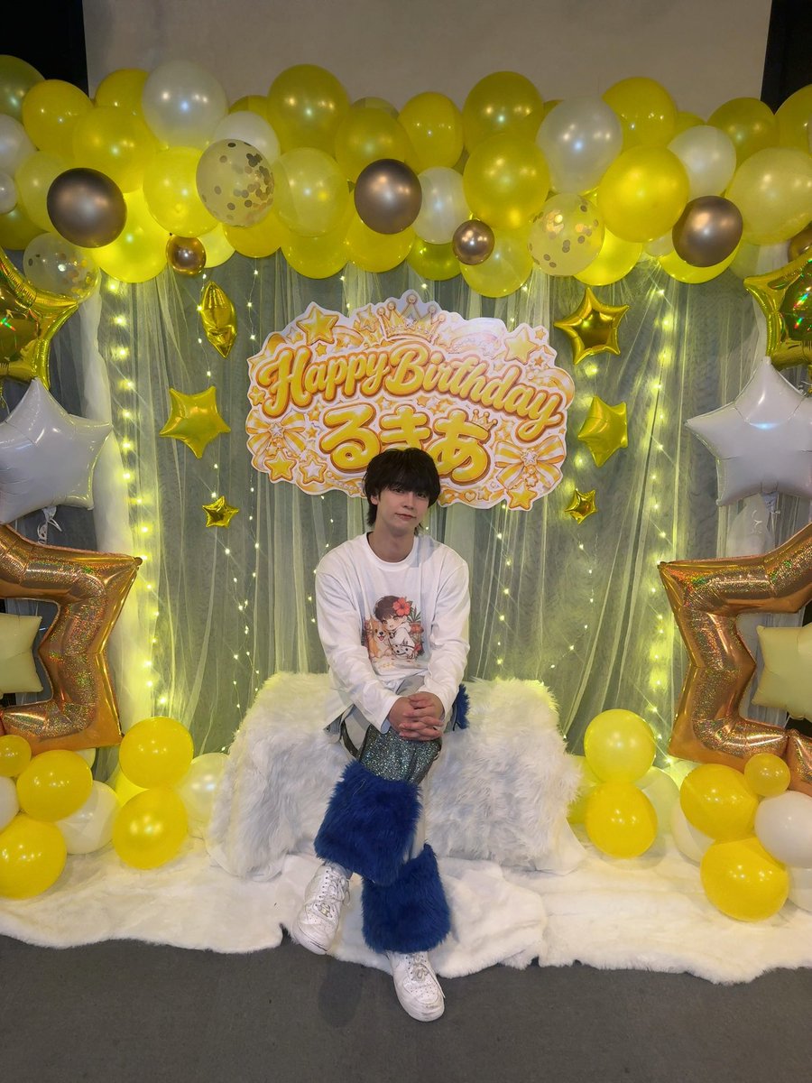 Msqt_shodai's tweet photo. 本日は、るきあ生誕祭1部ありがとうございました！るきあは初めての仙台での生誕祭緊張したと思うけど堂々としててかっこよかった！
Siberiaも一緒にパフォーマンスできてよかった✨るきあがモスキートーンにいる世界線を少しだけ見させてもらいました！
まだまだデビューしたばかりのかわいい後輩ちゃんですがいろんな事に挑戦してて少しずついろんな事に成長してるのを感じます✨
僕もるきあに負けじと頑張っていこうと思う！
今日会いにきてくれたぺんだいずのみんなもありがとう！怒涛の1ヶ月だったな😭
その中でもついてきくれたみんな応援し続けてくれてるみんなありがとう。
これからもみんなのペースでね
休むのも大事！僕はいつでもステージで待ってるよ！
今月は次がラストです😭無料だからぜひきて欲しいなー！Rensaにてお待ちしております！