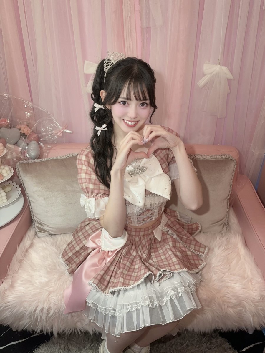 saho_lumicherie's tweet photo. 改めて、昨日はラストライブありがとうございました！
Lumi Cherieでの約1年間、すべての経験がさほの人生の大切な宝物になりました♡ https://t.co/AdTpWd6OB4