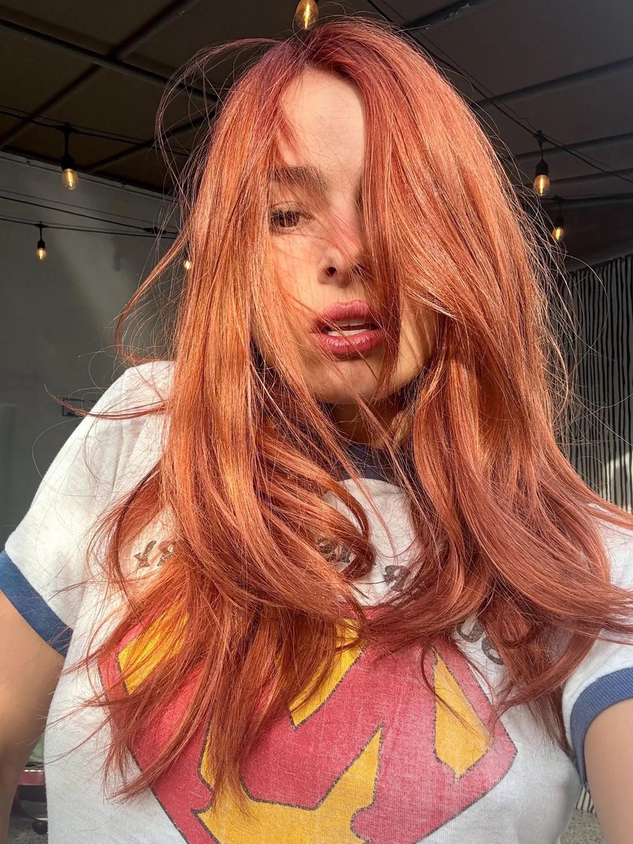 BuzzingPop's tweet photo. Addison Rae confirms she’s working on her sophomore album. #AR2 https://t.co/Rj253ucakq