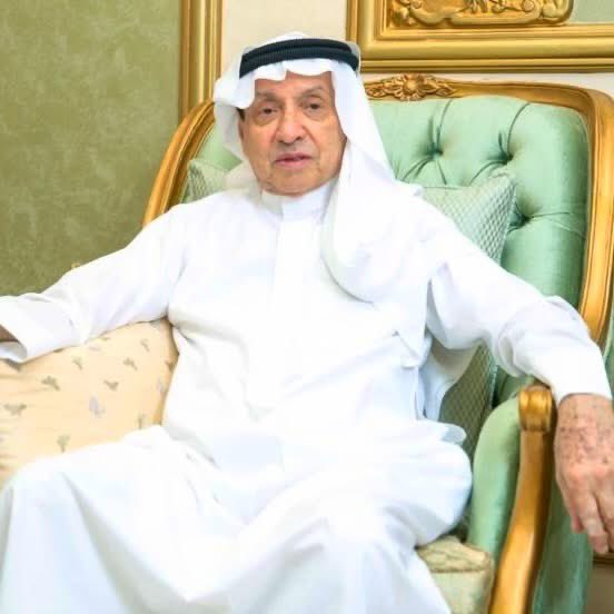 Eastern_RT's tweet photo. نتقدم بخالص التعازي وصادق المواساة إلى أسرة الفقيد محمد بن عبدالرحمن الصالح السليم في وفاته، سائلين الله أن يغفر له ويرحمه، ويعفو عنه، ويرفع درجته في المهديين، ويسكنه الفردوس الأعلى، وأن يربط على قلوب أسرته ويلهمهم الصبر والسلوان.

إنا لله وإنا إليه راجعون. https://t.co/lS8uZwJhfd