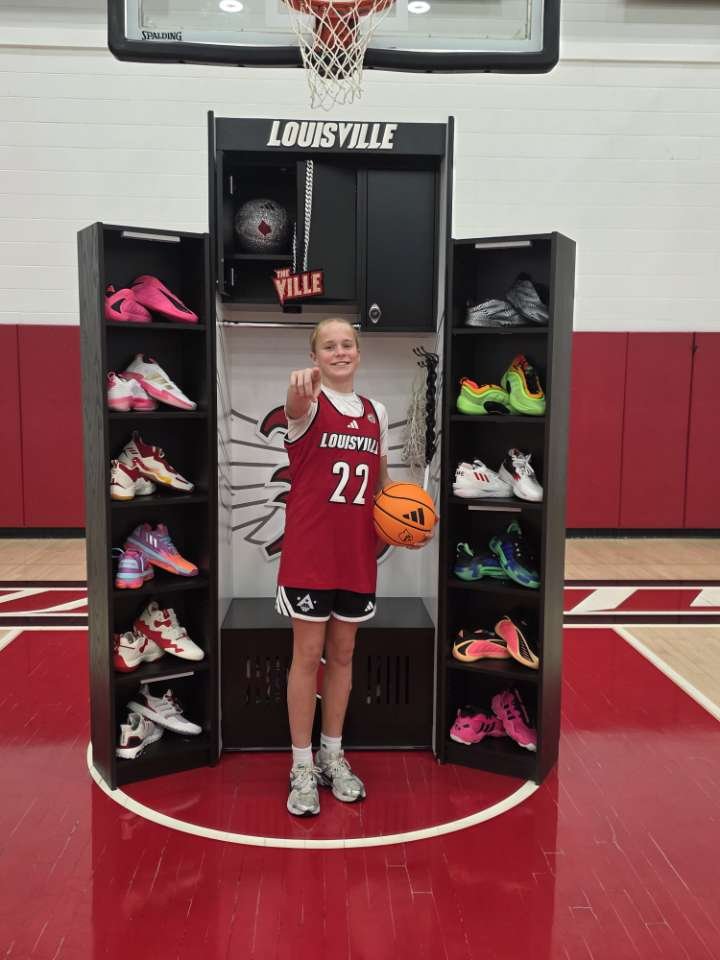 3graybys's tweet photo. Dream big. Work hard. Stay humble. ❤️🏀
A special day at Louisville for our girl! The dream is getting bigger, and we’re just getting started. 🐐🔥
@OCathLadyAces 
@IGB_Hoops https://t.co/GzaLNxYKTg