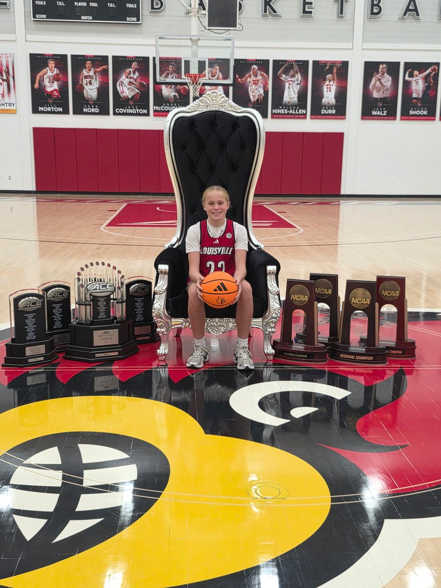 3graybys's tweet photo. Dream big. Work hard. Stay humble. ❤️🏀
A special day at Louisville for our girl! The dream is getting bigger, and we’re just getting started. 🐐🔥
@OCathLadyAces 
@IGB_Hoops https://t.co/GzaLNxYKTg