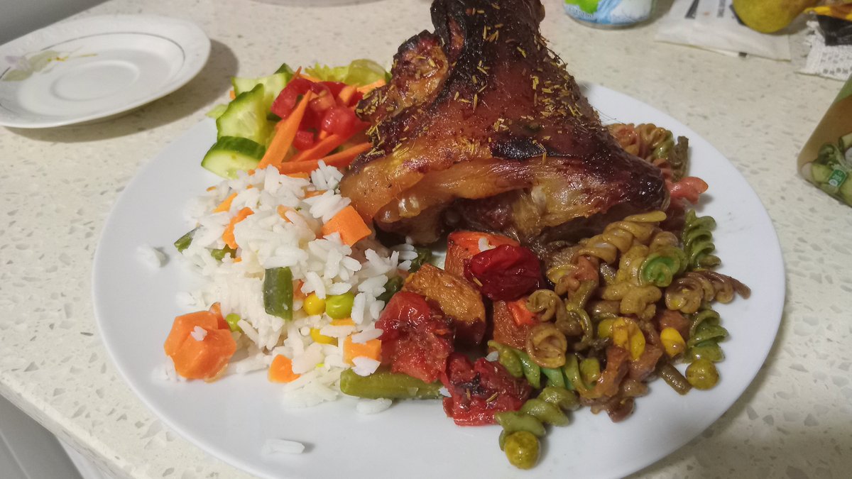 BowesJody's tweet photo. Why we like Sundays.... Still no artificial sugars but the carbs.... on Sunday those belong to Jesus 🙈🤣
#Love #Faith
#FetchYourBody2026
#LessonsLearned
#Foodie
#MenWhoCook https://t.co/YtBPmHaw4x
