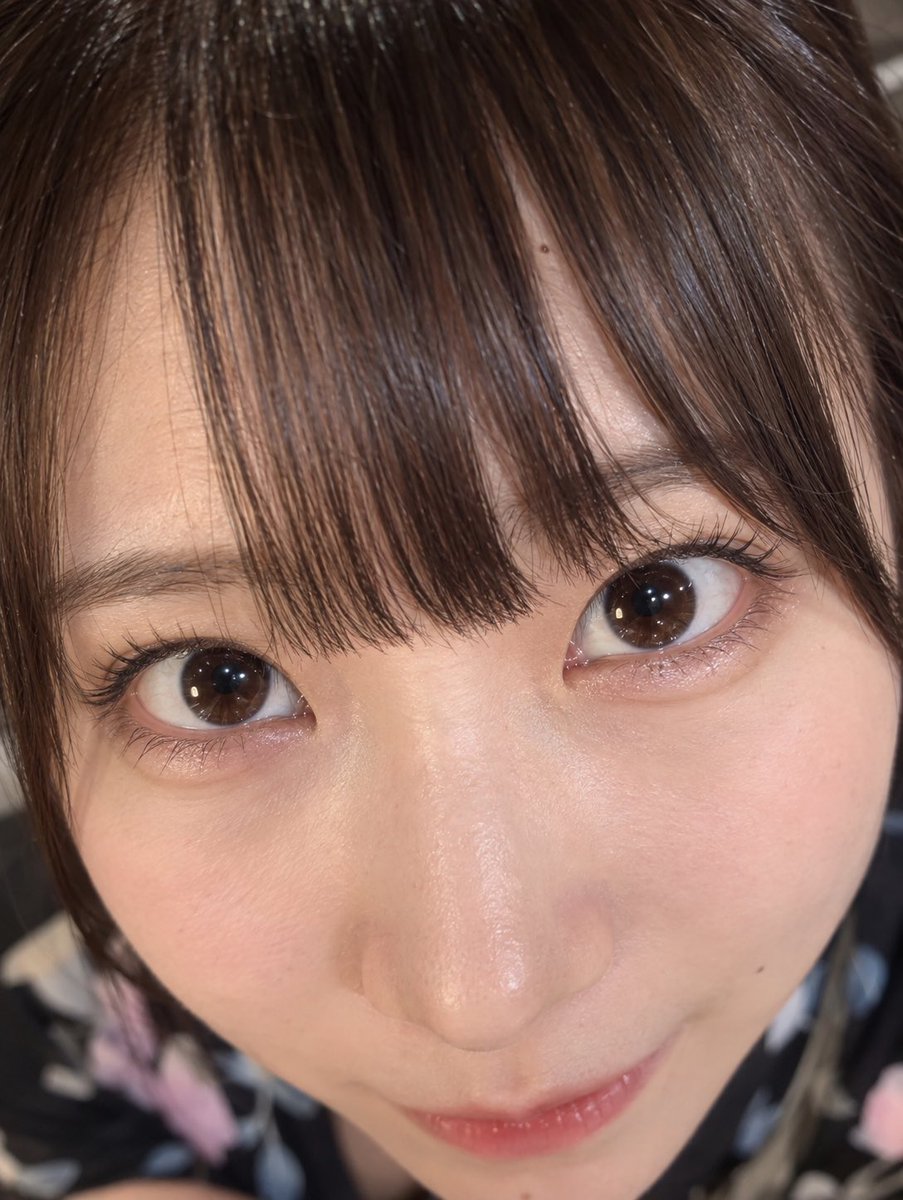 inunnun051's tweet photo. こんな綺麗な人のドアップ見たら色々考えちゃうんだぬん https://t.co/SwXopsZFOB