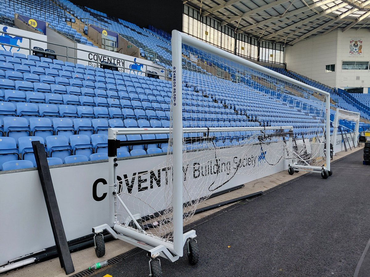 Dave_Turfix's tweet photo. New spec @HarrodSport locking hinged back Euro box warm up portagoals with trolleys for @CoventryCityFC 
Supplied by @TurfixSolutions🥇🇬🇧 🥅 https://t.co/IZiiqdcjnO