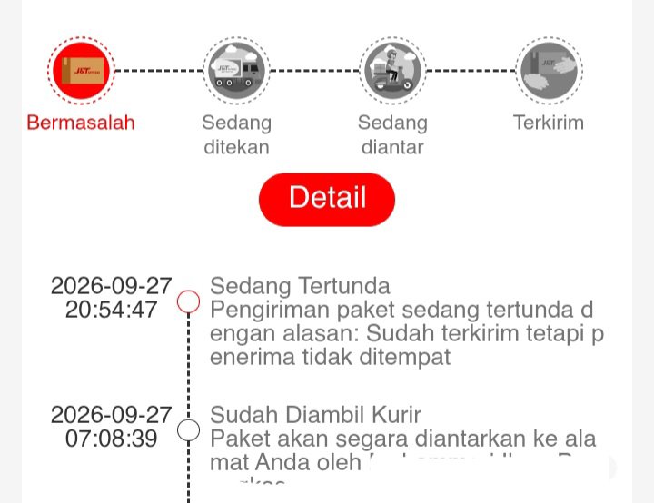 urvrooh's tweet photo. Hallo @jntexpressid ? Ini paket gue udh du kurir dri pagi tp ga nyampe". Trus sekarang begini. Ini kenapa????? https://t.co/Z7ykMY1Fwt